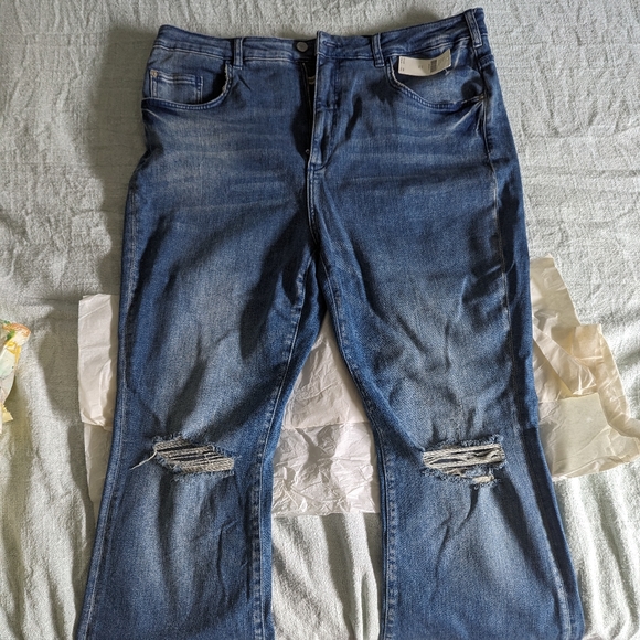 ANTHROPOLOGIE PILCRO THE ICON HIGH WAIST FLARE JEANS • SIZE 34 - Picture 2 of 10